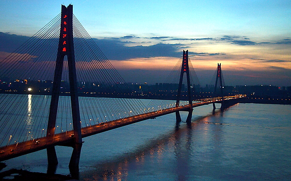 Er’qi Yangtze River Bridge